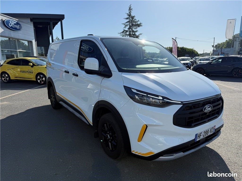 Ford Transit Custom Fourgon II 320 L1H1 2.0 ECOBLUE 136 CH TRAIL (image 2)
