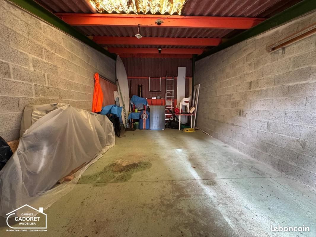 Parking 20 m² · à Saint-Michel-Chef-Chef · 20 m² · 30 000 €