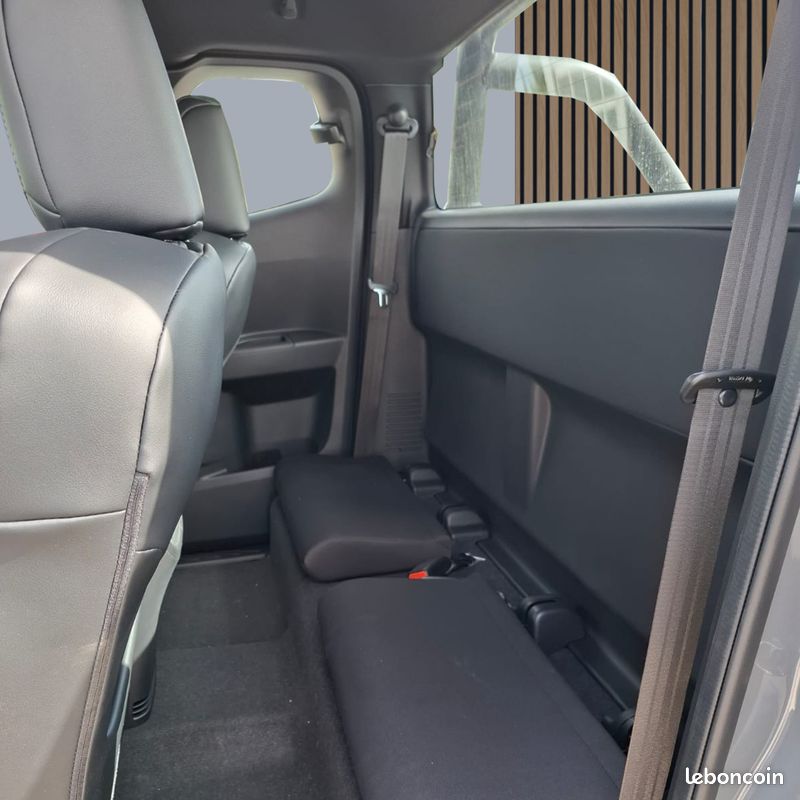 Isuzu d-max space nitro sport 4x4 2.2l (image 4)