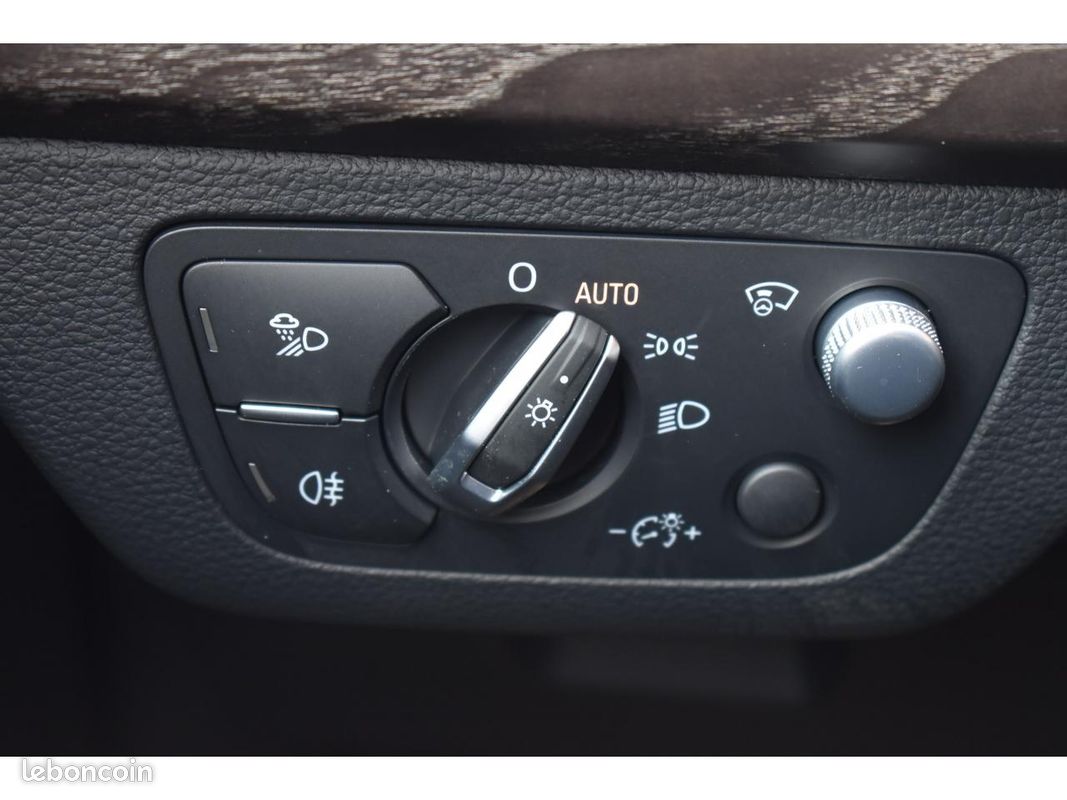AUDI Q5 50 TFSIe 299 S tronic 7 Quattro Avus (image 23)