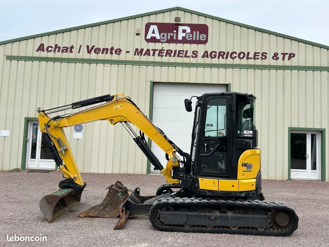 Yanmar VIO50 (image 1)