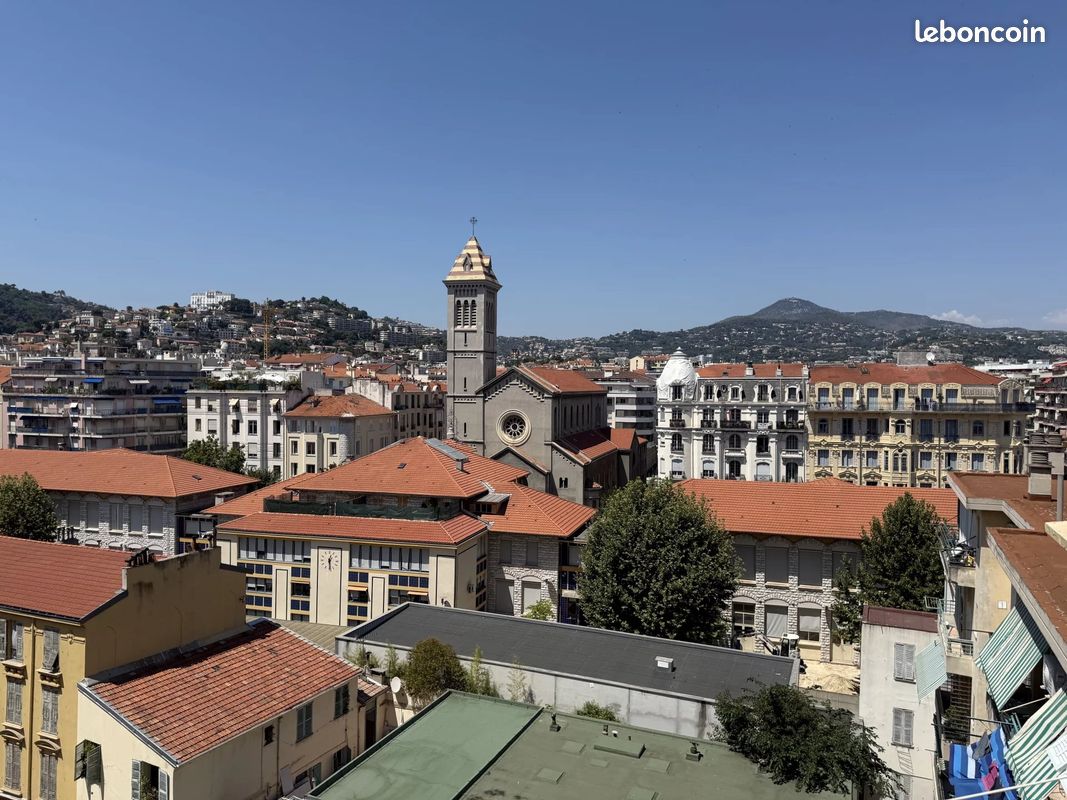 Appartement 3 pièces 74 m² · à Nice · 74 m² · 285 000 €