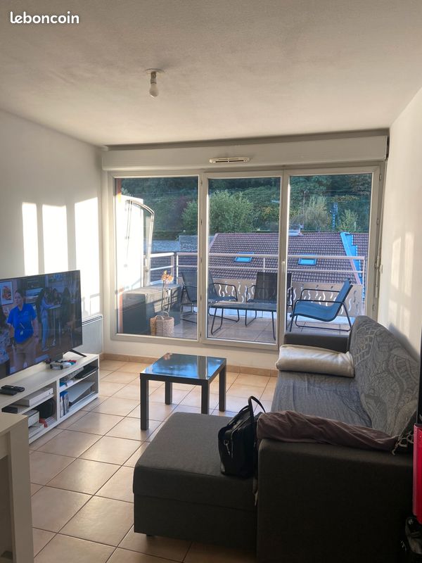 Appartement 2 pièces 39 m² · à Bourgoin-Jallieu · 39 m² · 668 €