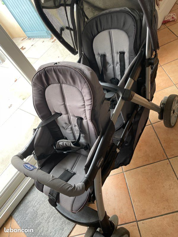 Poussette jumeaux Chicco Équipement bébé