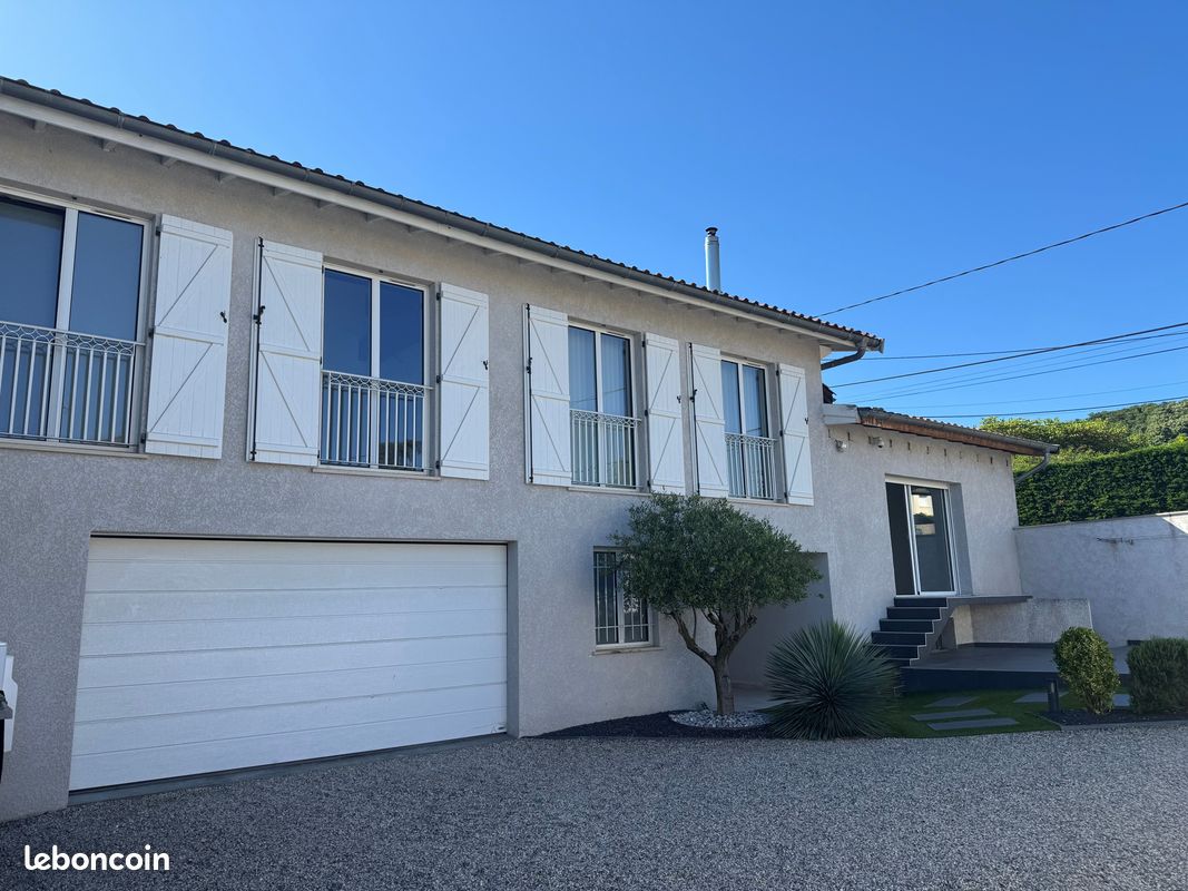 Maison 7 pièces 147 m² · à Reyrieux · 147 m² · 379 000 €