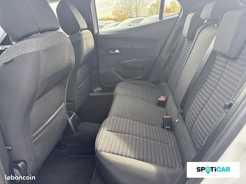 Peugeot 2008 1.5 BlueHDi 110 Active / GPS + CAR PLAY (image 10)