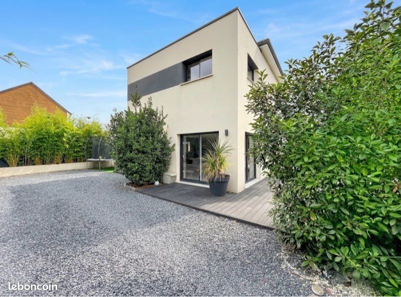 Maison 7 pièces 160 m² · à Bonsecours · 160 m² · 479 000 €