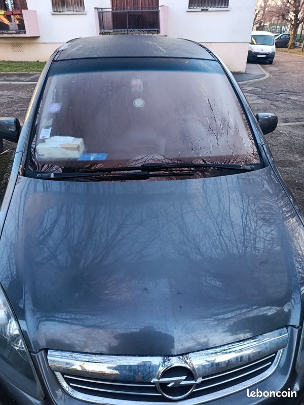 Opel Zafira essence (image 3)