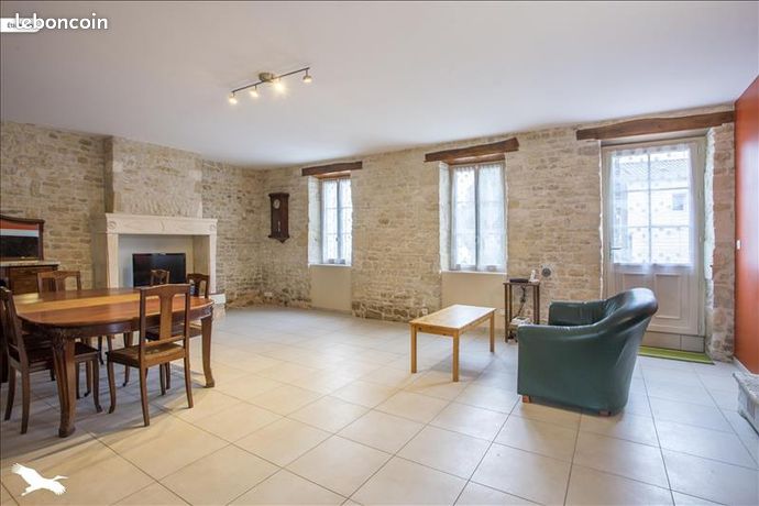 Maison 6 pièces 230 m²