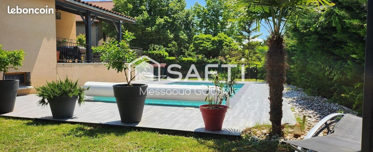 Maison 6 pièces 200 m² · à Grigny-sur-Rhône · 200 m² · 549 000 €