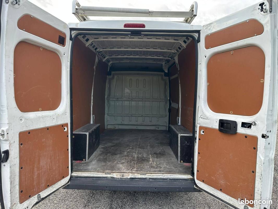 Citroën Jumper FOURGON TOLE 33 L2H2 HDi 130 FAP CONFORT (image 9)