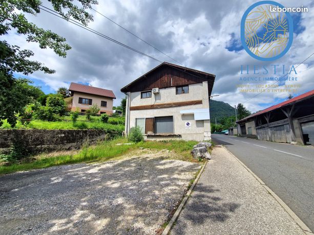 Immeuble 400 m² Voreppe