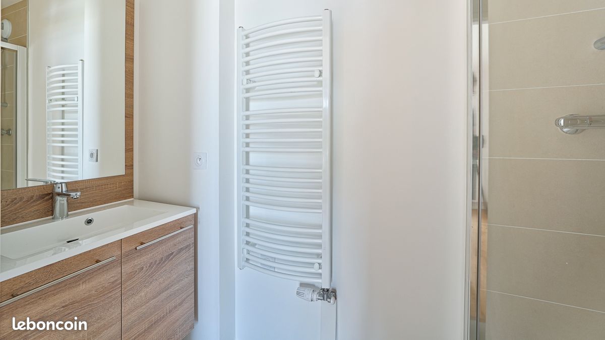 Appartement a louer rueil-malmaison - 5 pièce(s) - 96 m2 - Surfyn