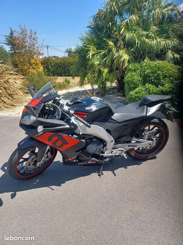 Aprilia rs4 50cc (image 1)