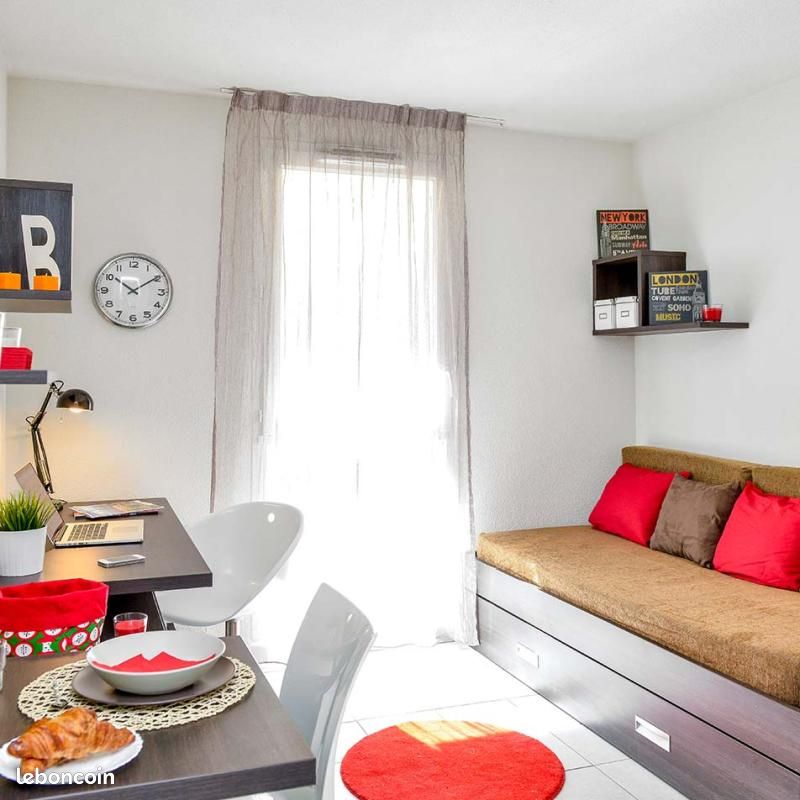 Appartement 1 pièce 17 m² · à Toulon · 17 m² · 517 €