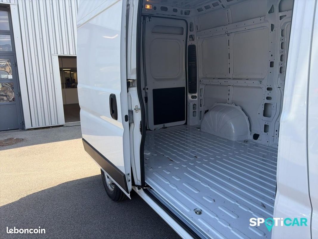 Peugeot Boxer Fg L2H2 3.3 120ch S&S (image 16)
