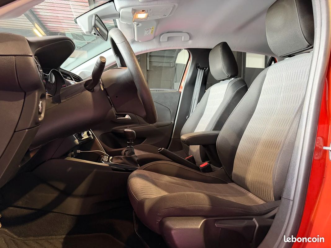 Opel CORSA 1.2 Turbo 100ch Edition - ENTRETIEN A JOUR - BOUGIES CHANGEES - PNEUS AVANTS NEUFS - CARPLAY (image 11)