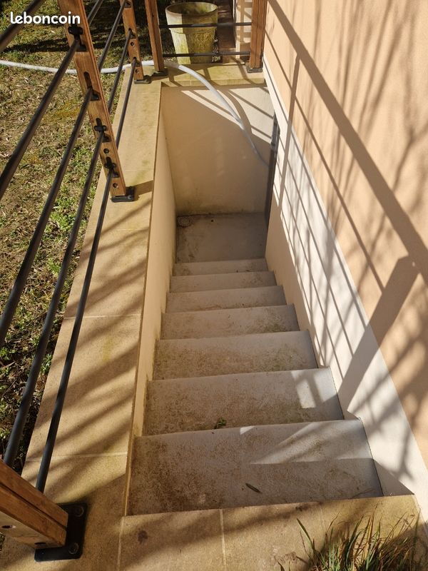 Cherche poseur carrelage escaliers extérieur (image 1)