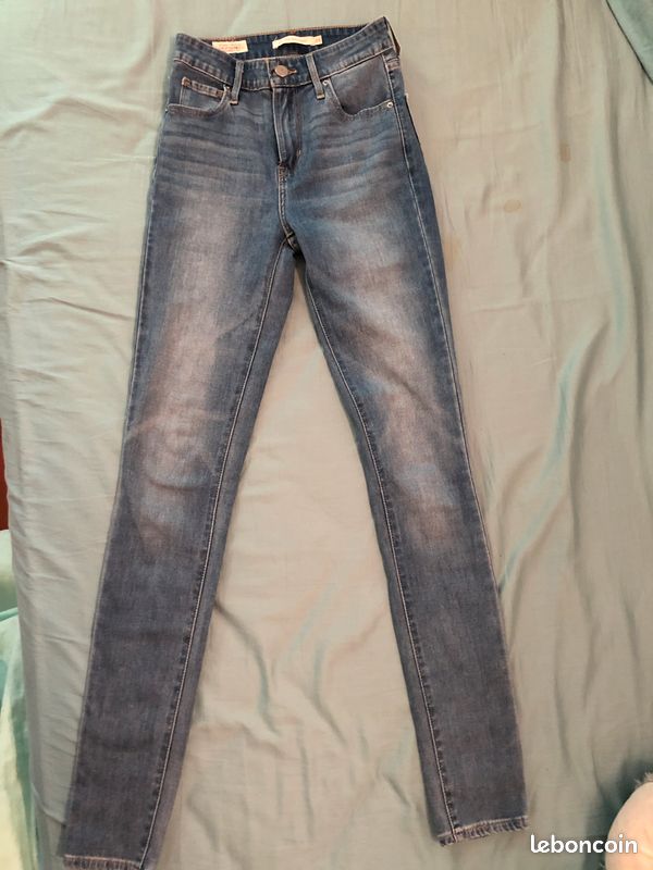Deux jeans skinny LEVI’S neufs taille 23 (image 1)