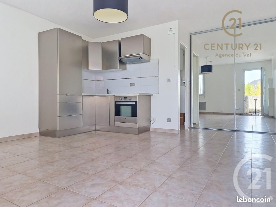 Appartement 1 pièce 26 m² · à Champs-sur-Marne · 26 m² · 650 €/mois