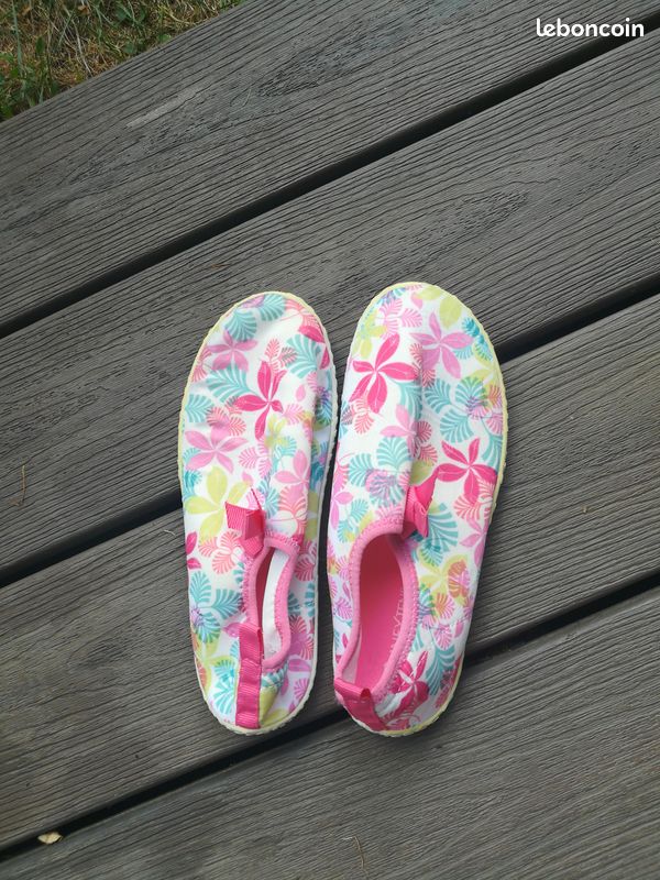 Chausssures enfant bateau ou plage (image 2)