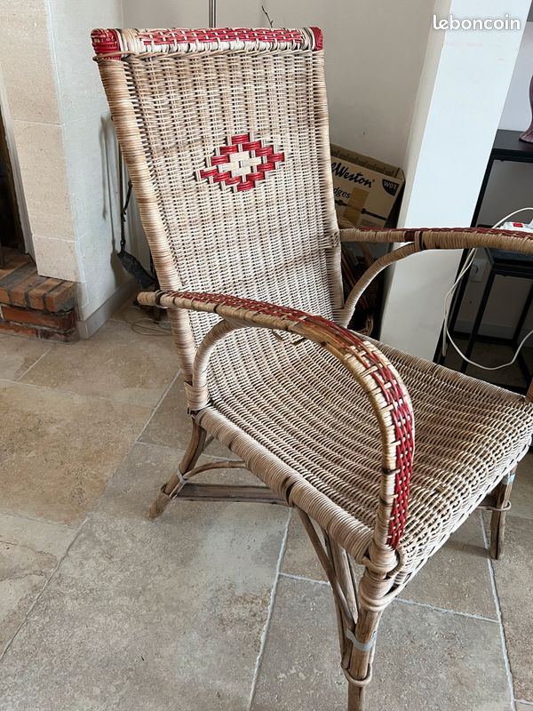 Fauteuil en rotin (image 2)