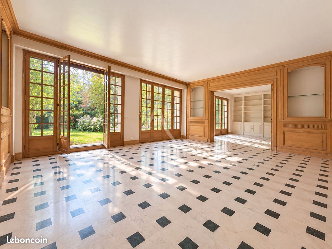 Appartement 7 pièces 128 m² · à Fontenay-sous-Bois · 128 m² · 990 000 €