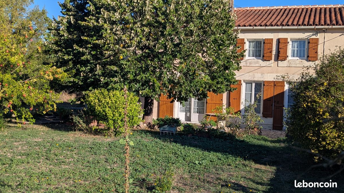 Maison 4 pièces 110 m² · à Fors · 110 m² · 168 000 €