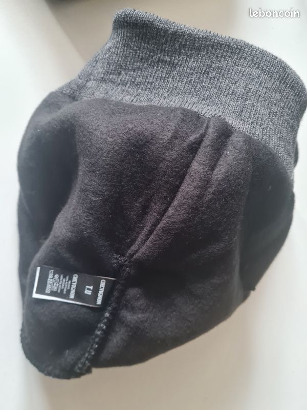 Bonnet chevignon neuf (image 2)