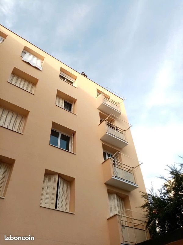 Appartement 3 pièces 50 m² · à Grenoble · 50 m² · 145 000 €
