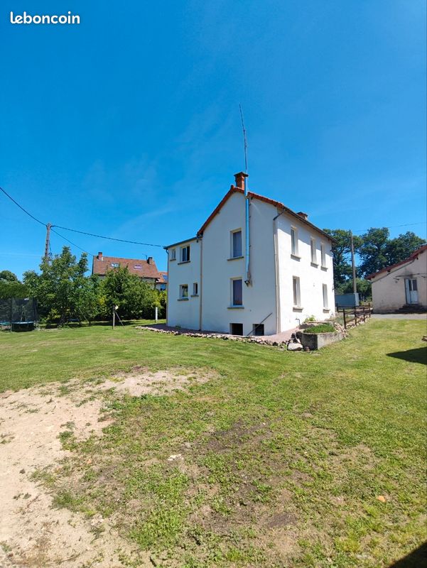 Maison 4 pièces 86 m² · à Lapalisse · 86 m² · 108 000 €