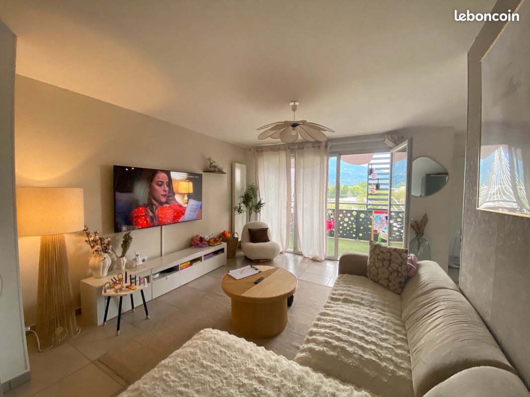 Appartement 3 pièces 63 m² · à Bonneville · 63 m² · 249 000 €
