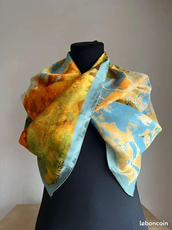 Foulard carré multicolore style artistique – chic & lumineux (image 3)
