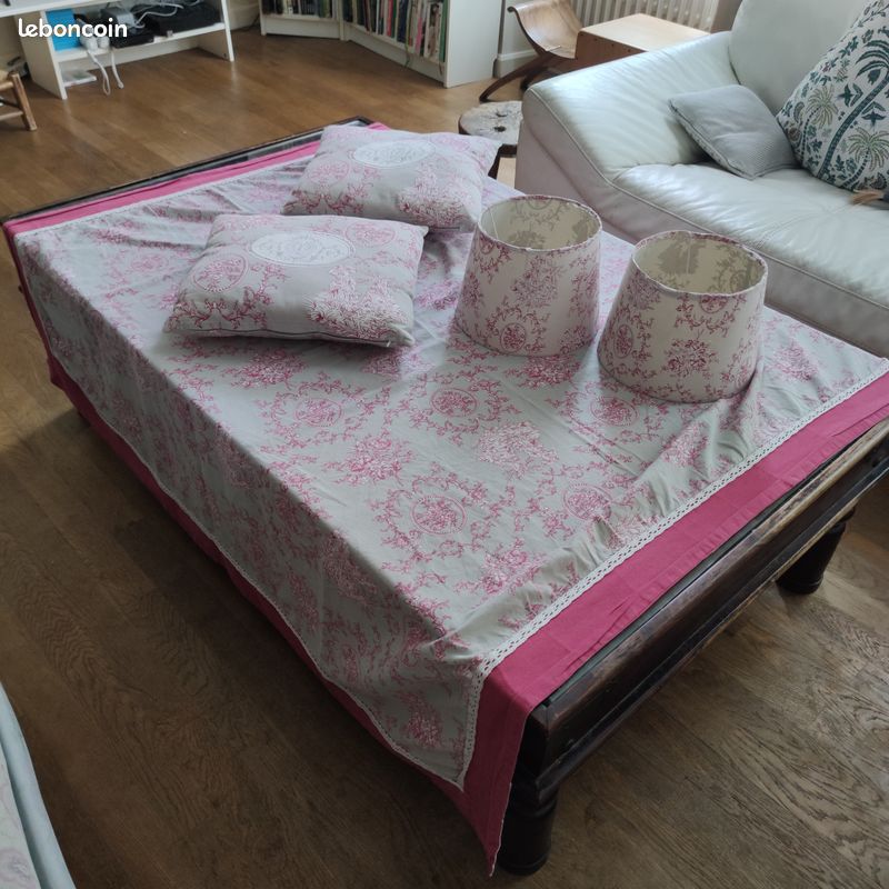 Coussin Schmoutz, toile de Jouy rose - Gotfertomi