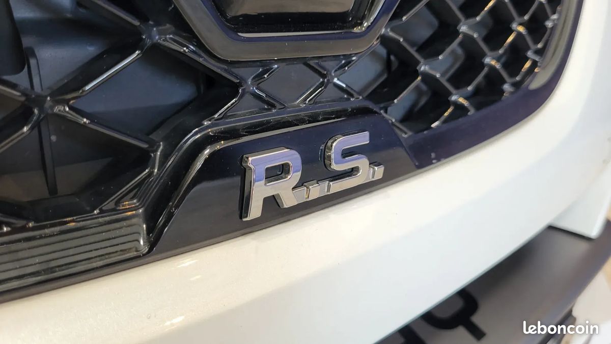 RENAULT Megane 1.8 300ch RS Trophy - 2019 - 48 872 km - CarPlay - Toit ouvrant - Boite mécanique (image 21)
