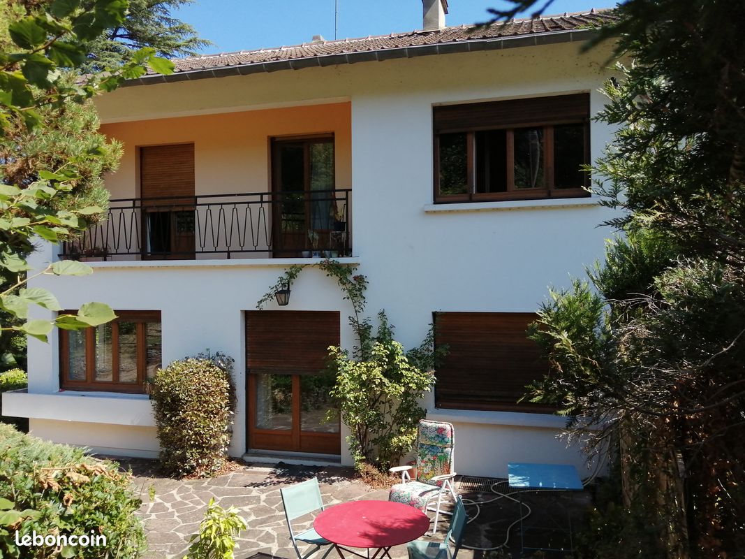 Maison 9 pièces 146 m² · à Villennes-sur-Seine · 146 m² · 520 000 €