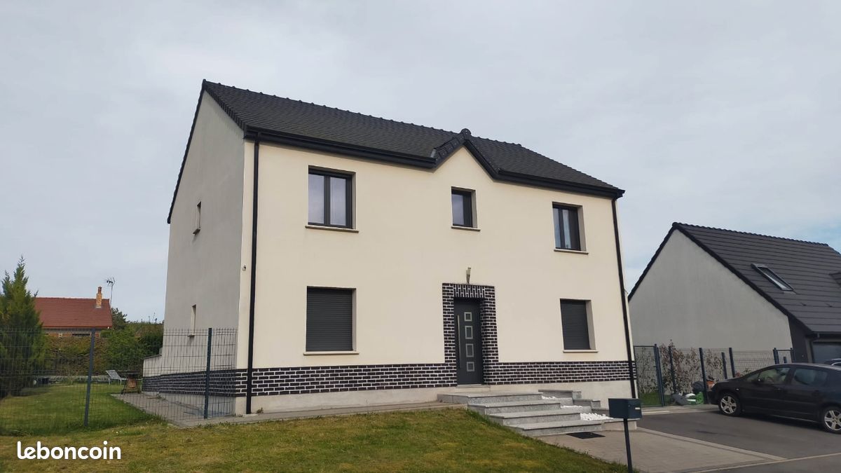 Maison 6 pièces 158 m² · à Allonville · 158 m² · 390 000 €