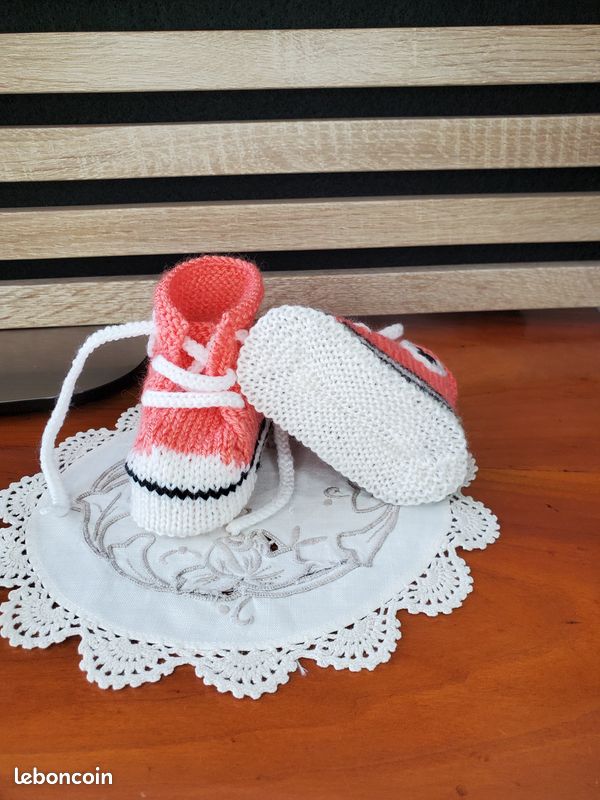 Chaussons baskets style 