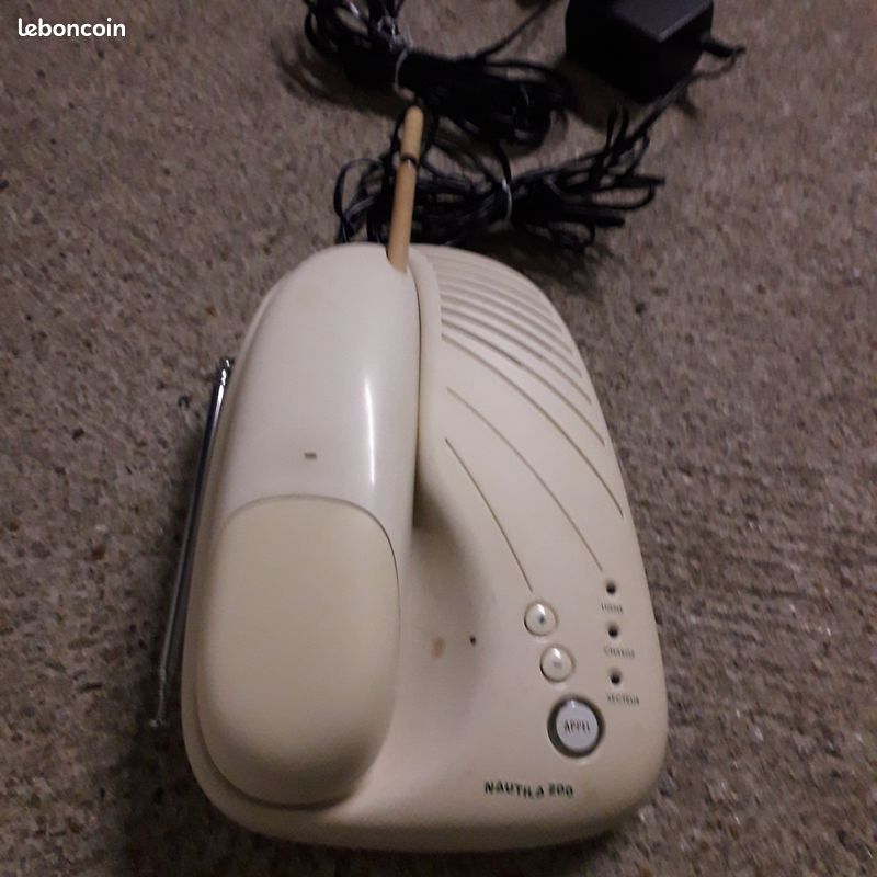 Téléphone marque MATRA (image 1)