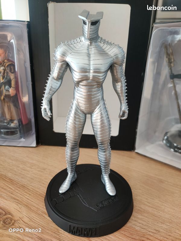 Figurines officielles Marvel (image 1)
