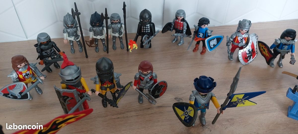 LOT PERSONNAGES PLAYMOBIL - CHEVALIER avec Chevaux et Armures Moyen Age
