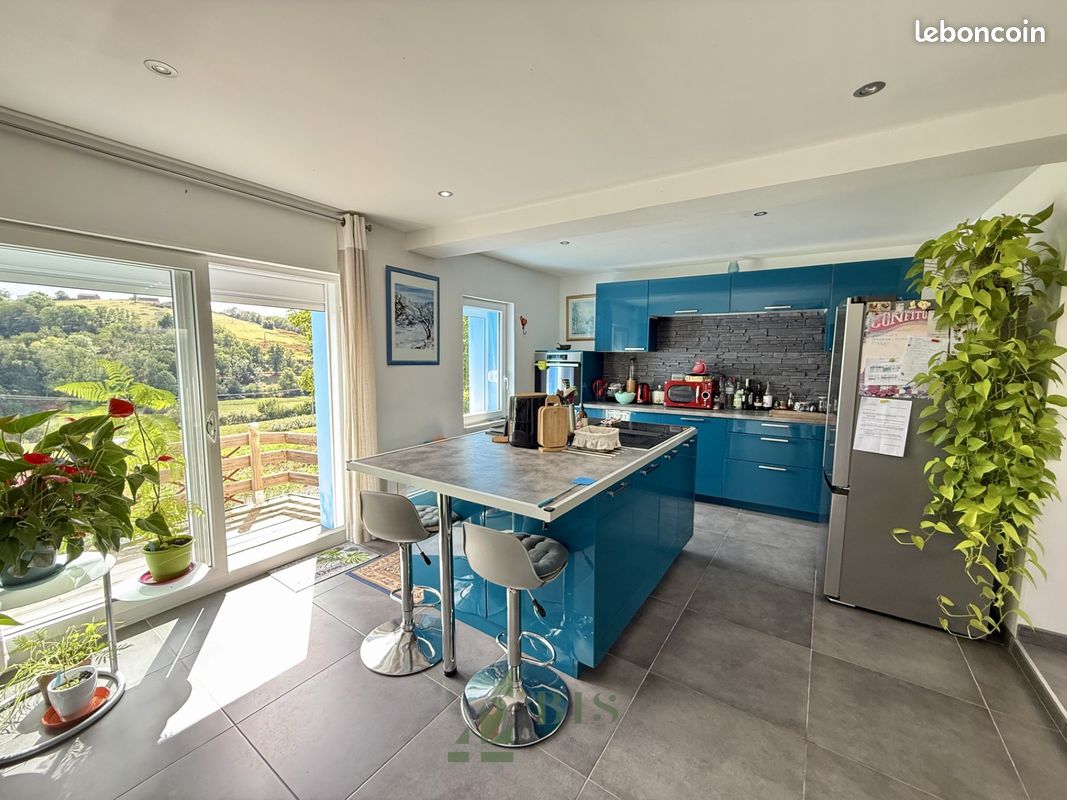 Maison 5 pièces 108 m² · à Saint-Pierre-Laval · 108 m² · 152 500 €