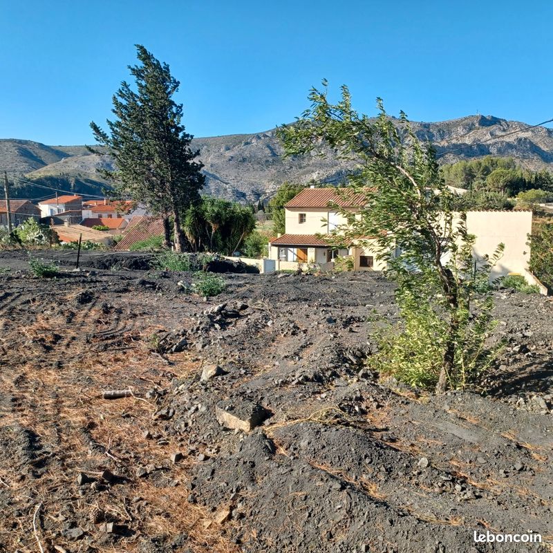 Terrain 287 m² · à Cases-de-Pène · 287 m² · 78 000 €