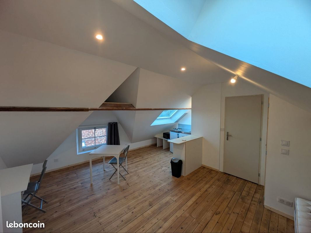 Appartement 1 pièce 25 m² · à Blois · 25 m² · 450 €