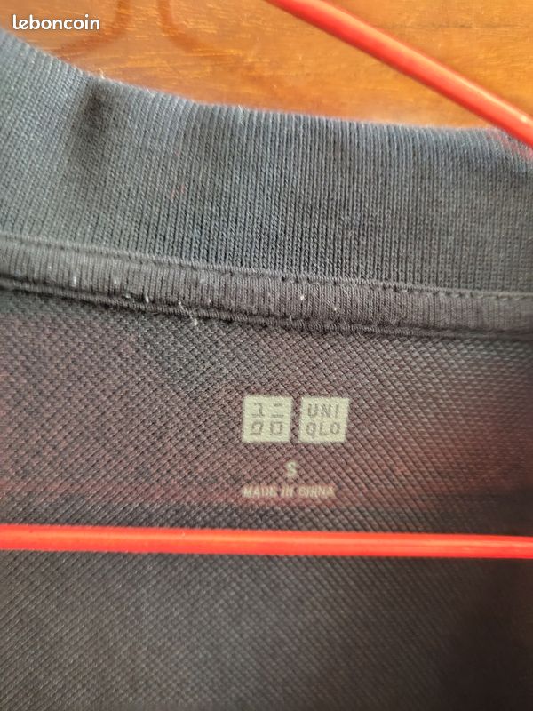 Polo bleu marine Uniqlo taille S (image 2)