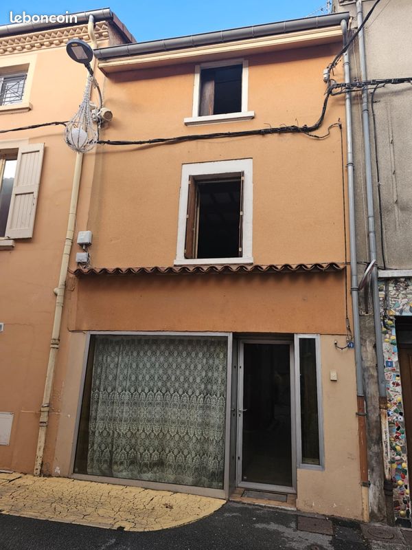 Maison 4 pièces 110 m² · aux Roches-de-Condrieu · 110 m² · 124 000 €