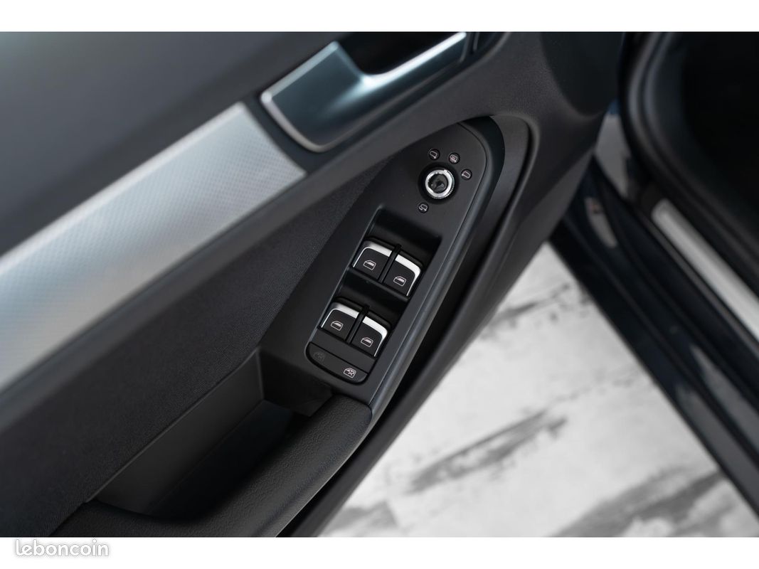 AUDI A5 Sportback 2.0 TDI - 190 - S-Tronic Business line (image 30)