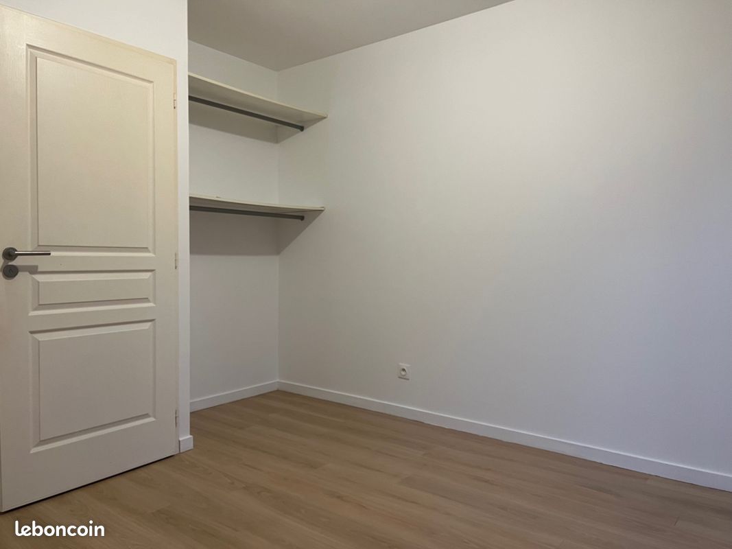 Appartement a louer sainte-genevieve-des-bois - 2 pièce(s) - 37 m2 - Surfyn