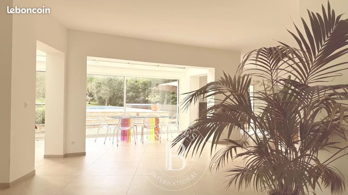 Maison 10 pièces 250 m² (image 26)