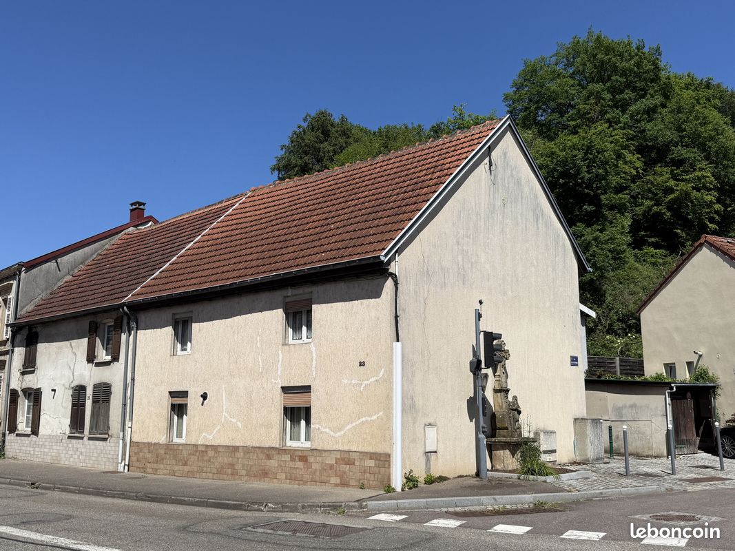 Maison 5 pièces 100 m² · à Hombourg-Haut · 100 m² · 19 000 €